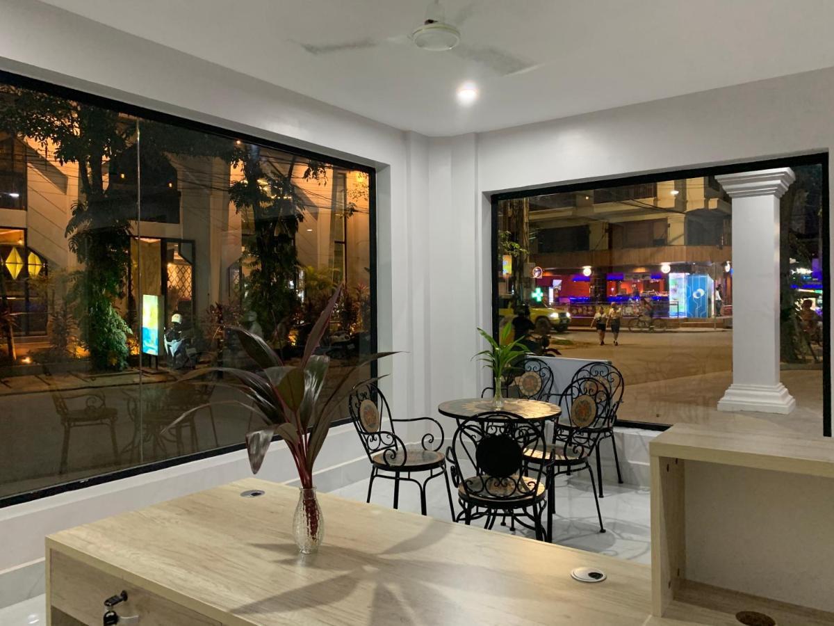Nico'S Hotel And Skybar Siem Reap Ngoại thất bức ảnh