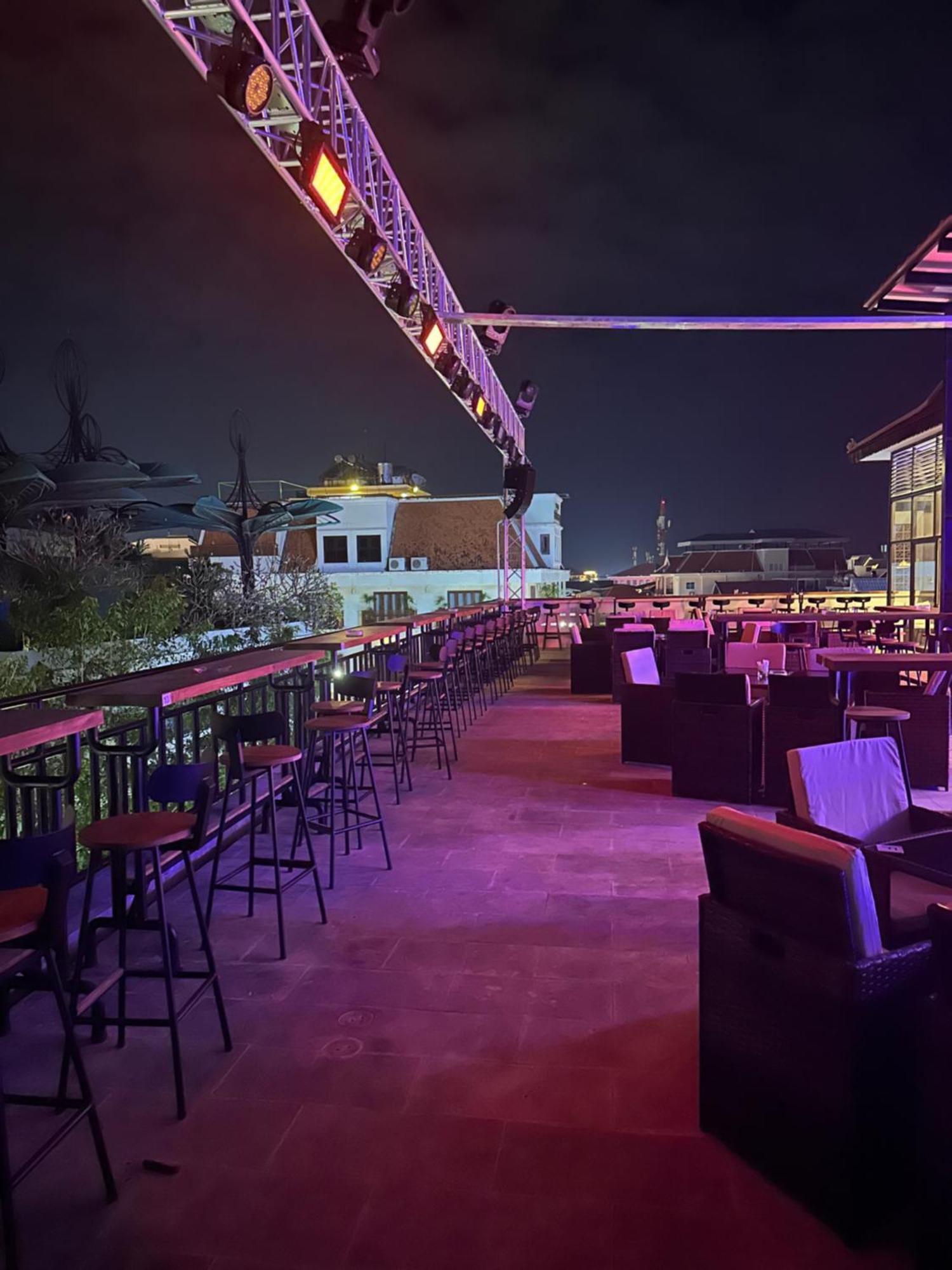 Nico'S Hotel And Skybar Siem Reap Ngoại thất bức ảnh