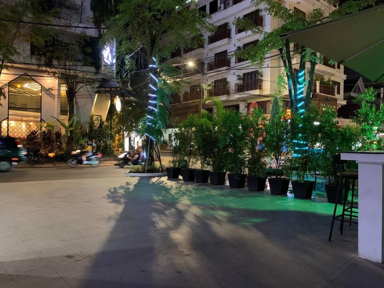 Nico'S Hotel And Skybar Siem Reap Ngoại thất bức ảnh